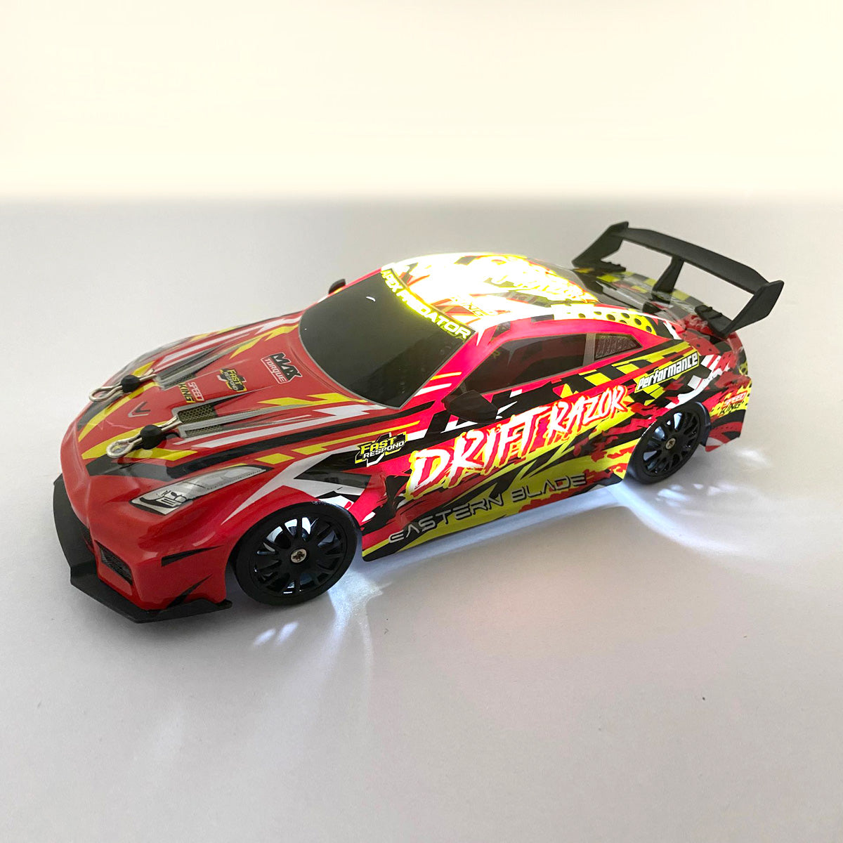 1:24 RC Drift Razor Racer
